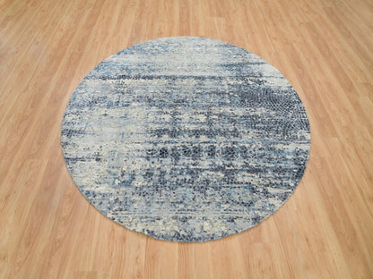 Modern / Contemporary hand-knotted wool/silk rug in Gray, 6'11" x 6'11" — SKU O065879 (view 2)