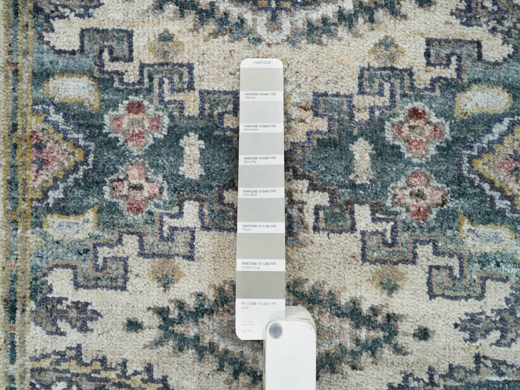 Tribal & Geometric hand-knotted wool runner in Ivory & Winter White, 2'6" x 11'8" — SKU O065893 (view 4)