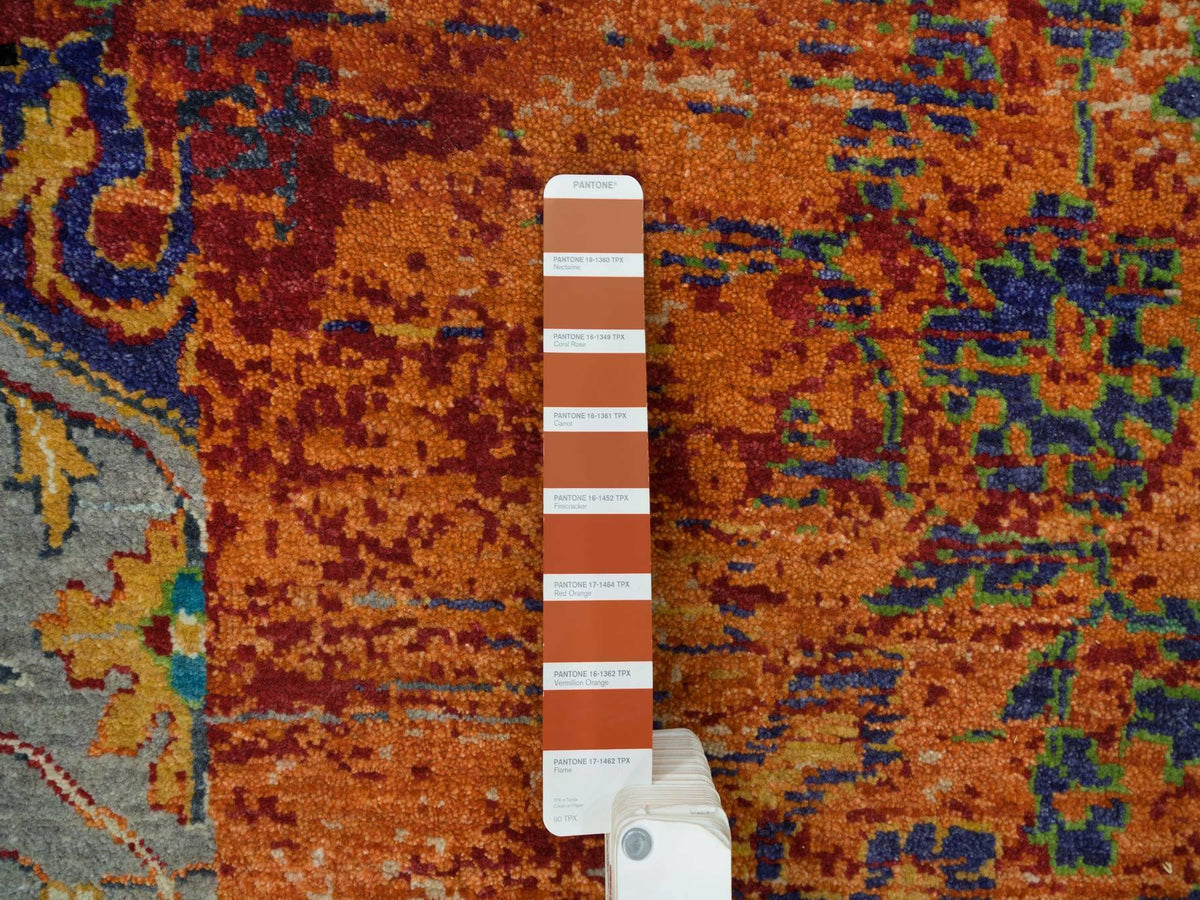 Transitional hand-knotted wool rug in Orange, 12'1" x 12'1" — SKU O065900 (view 7)