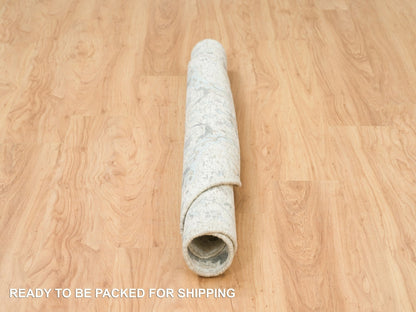 Transitional hand-knotted wool/silk rug in Ivory, 5' x 5' — SKU O065934 (view 6)