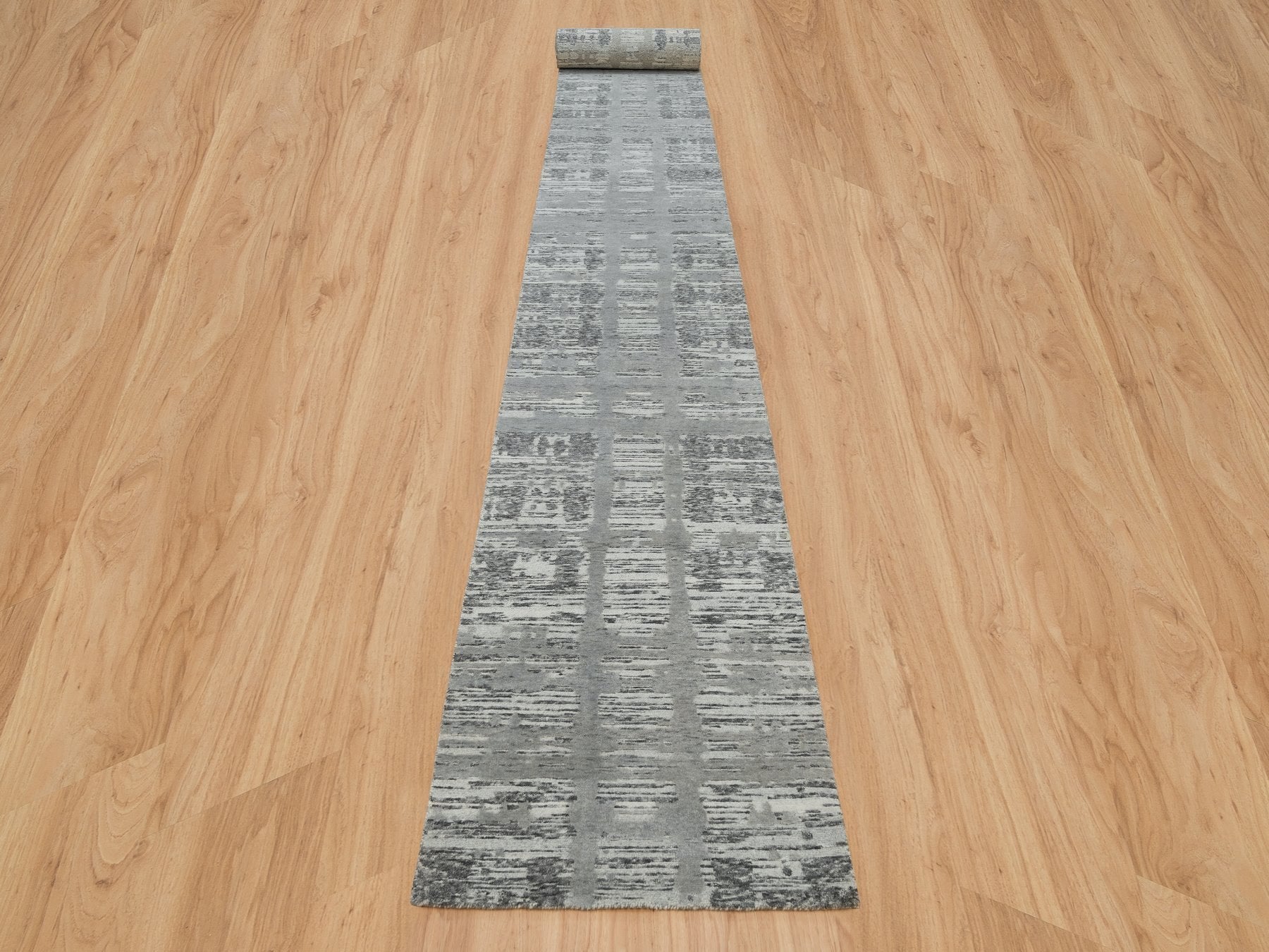 Modern / Contemporary hand-knotted wool runner in Gray, 2'7" x 25'6" — SKU O065956 (view 2)