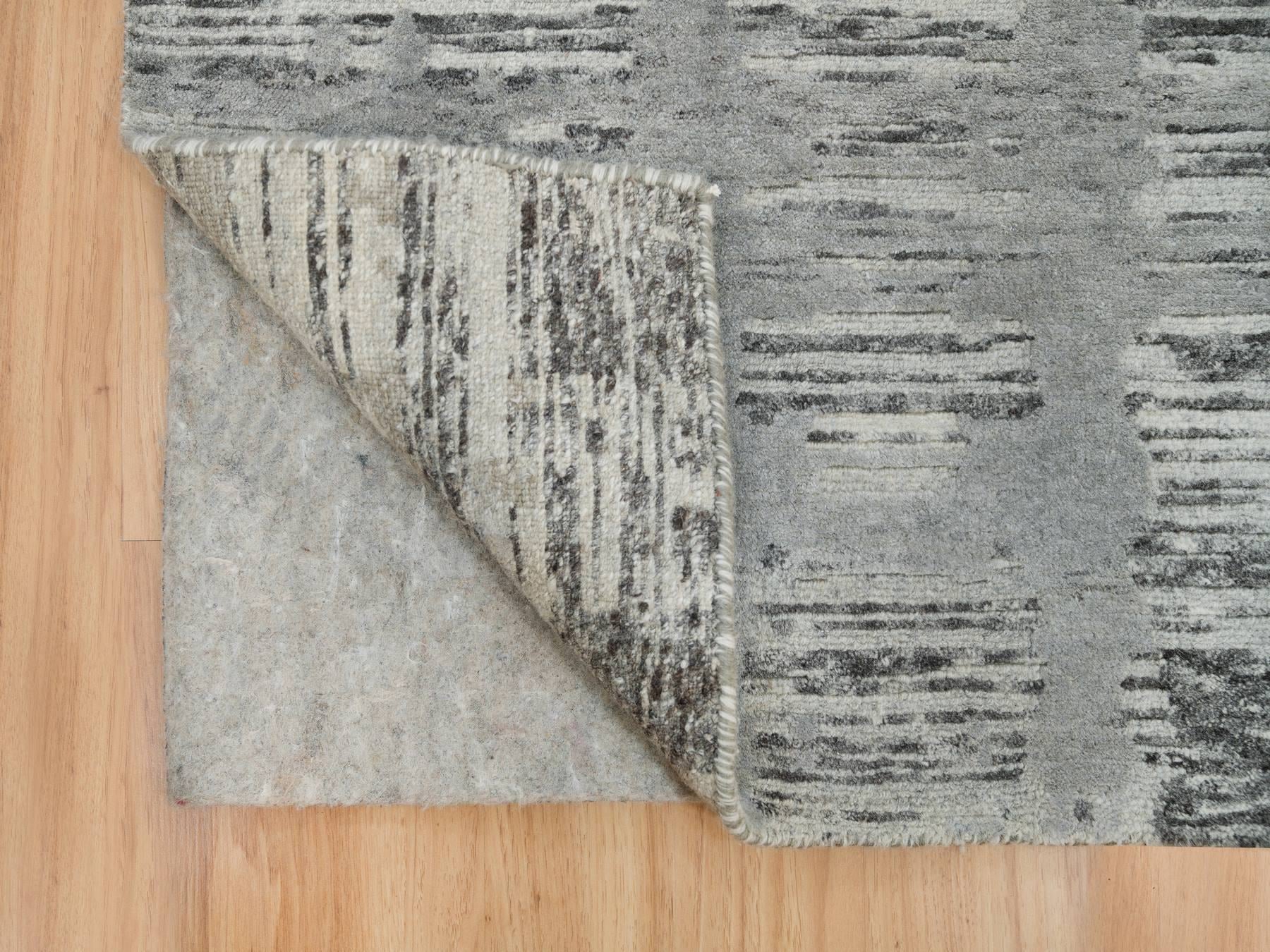 Modern / Contemporary hand-knotted wool runner in Gray, 2'7" x 25'6" — SKU O065956 (view 3)