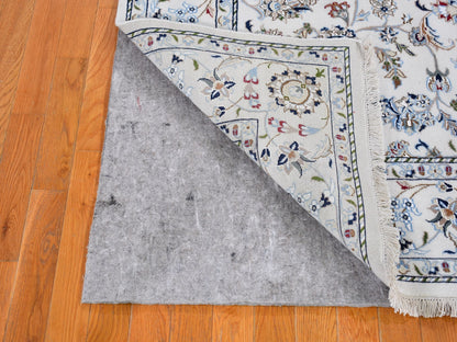 Ivory 6'1" x 6'1" Fine Oriental Hand knotted Wool Rug - Sku: O066024