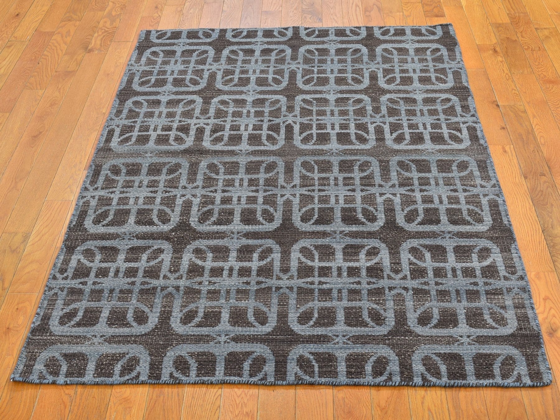 Kilim Flat-Weave hand-knotted wool rug in Brown, 4' x 6' — SKU O066067 (view 2)