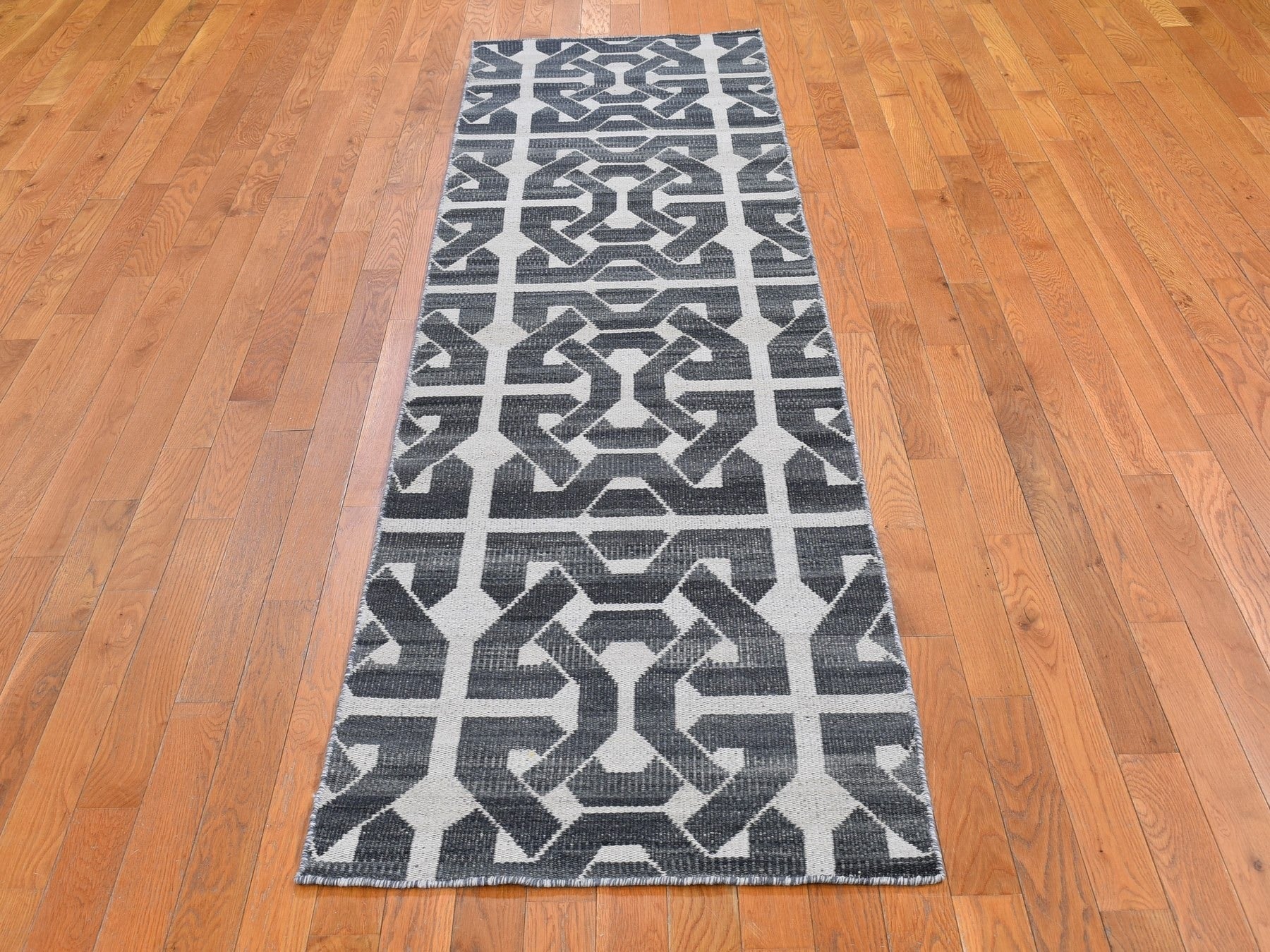 Kilim Flat-Weave hand-knotted wool rug in Gray, 2'7" x 9'10" — SKU O066100 (view 2)