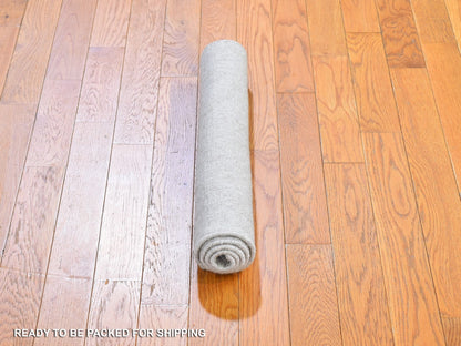 Ivory 2'1" x 3'1" Modern and Contemporary Handloom Wool/Silk Rug - Sku: O066147