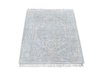 Ivory 2'1" x 3'1" Transitional Hand knotted Wool/Silk Rug - Sku: O066148