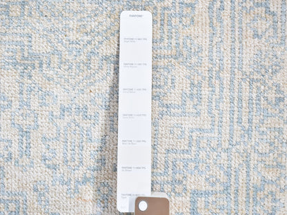 Ivory 2'1" x 3'1" Transitional Hand knotted Wool/Silk Rug - Sku: O066148