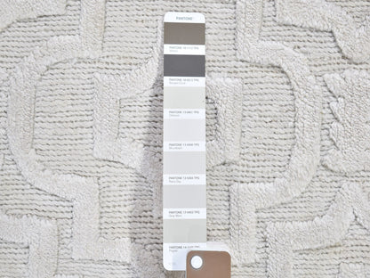 Ivory 2'0" x 2'10" Modern and Contemporary Hand knotted Wool Rug - Sku: O066159