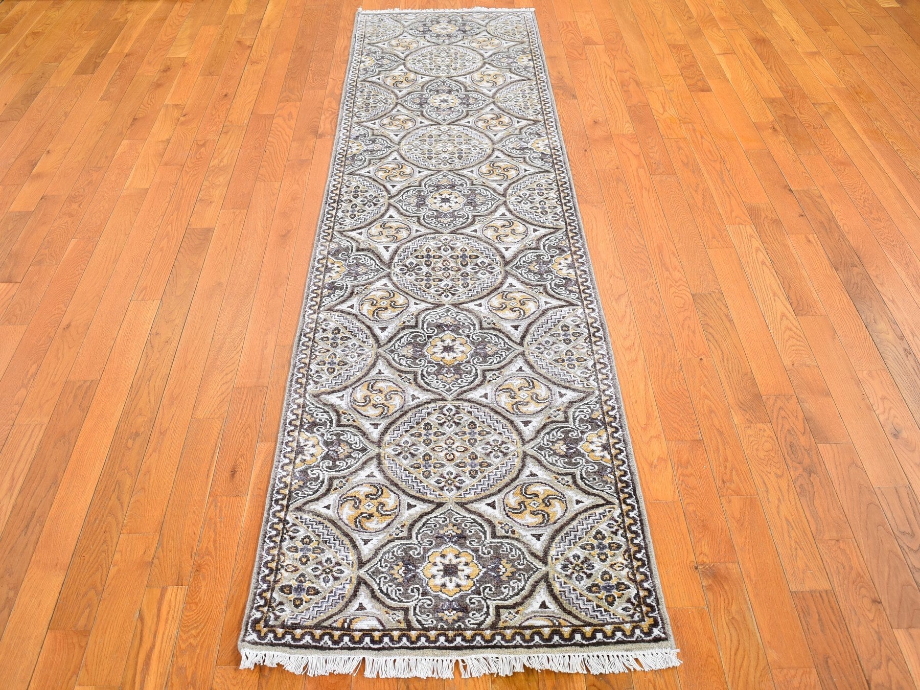 Brown 2'6" x 10'1" Transitional Hand knotted Wool/Silk Rug - Sku: O066356