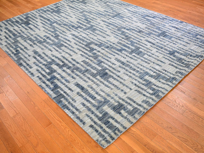 Modern / Contemporary hand-knotted wool/silk rug in Blue, 8' x 10' — SKU O066377 (view 4)