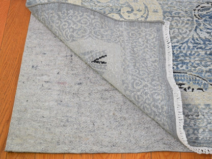 Transitional hand-knotted wool/silk rug in Blue, 10'3" x 14'3" — SKU O066392 (view 8)