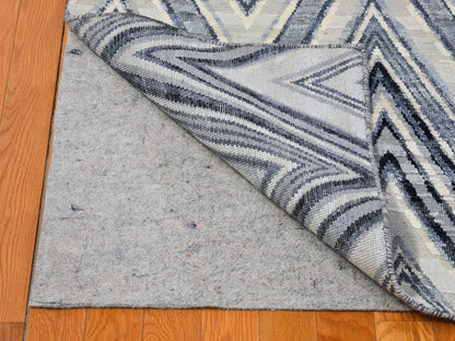 Modern / Contemporary hand-knotted wool/silk rug in Gray, 14'1" x 18'1" — SKU O066488 (view 8)