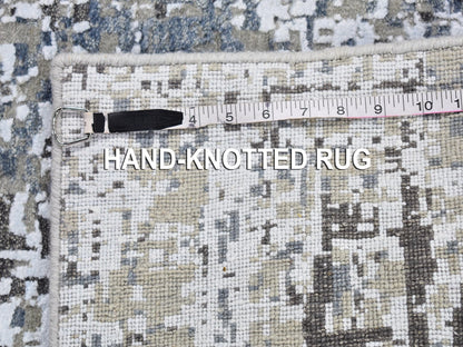 Grey 2'6" x 12'0" Modern / Contemporary Hand knotted Wool Rug - Sku: O066503