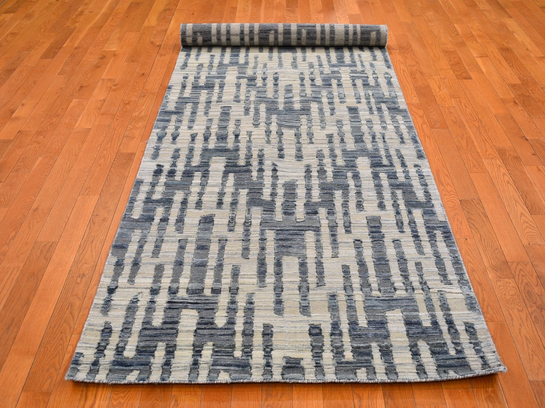 Modern / Contemporary hand-knotted wool/silk rug in Blue, 4' x 12'4" — SKU O066518 (view 2)