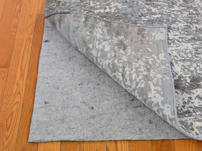 Grey 4'0" x 6'0" Modern / Contemporary Hand knotted Wool/Silk Rug - Sku: O066528