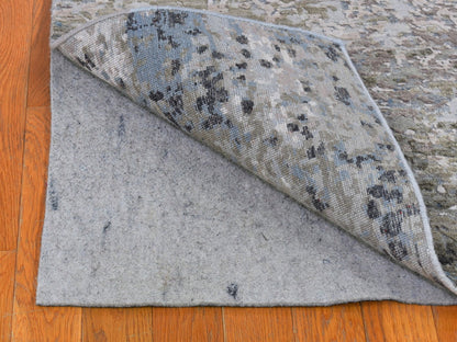 Grey 2'6" x 10'6" Modern / Contemporary Hand knotted Wool/Silk Rug - Sku: O066556