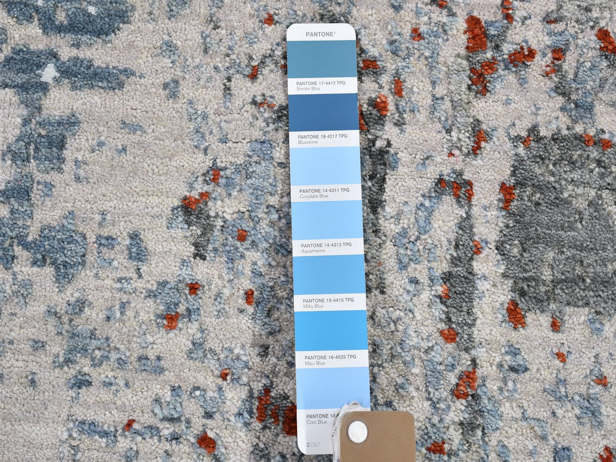 Modern / Contemporary hand-knotted wool/silk runner in Blue, 2'6" x 10'2" — SKU O066570 (view 3)