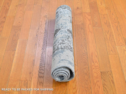 Ivory 3'0" x 5'0" Modern and Contemporary Hand knotted Wool Rug - Sku: O066579