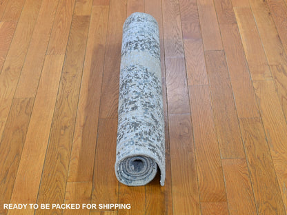 Grey 3'0" x 5'0" Modern / Contemporary Hand knotted Wool Rug - Sku: O066591
