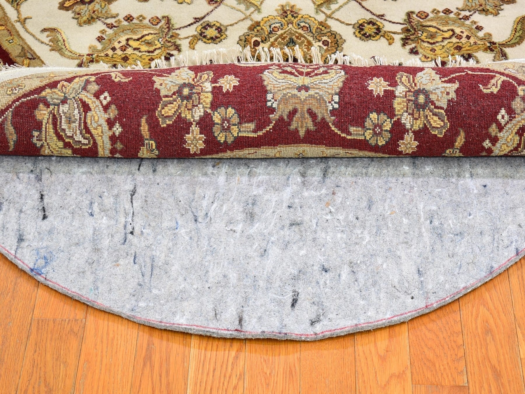 Rajasthan Rajasthan hand-knotted wool/silk rug in Ivory & Red, 6'1" x 6'1" — SKU O066726 (view 5)