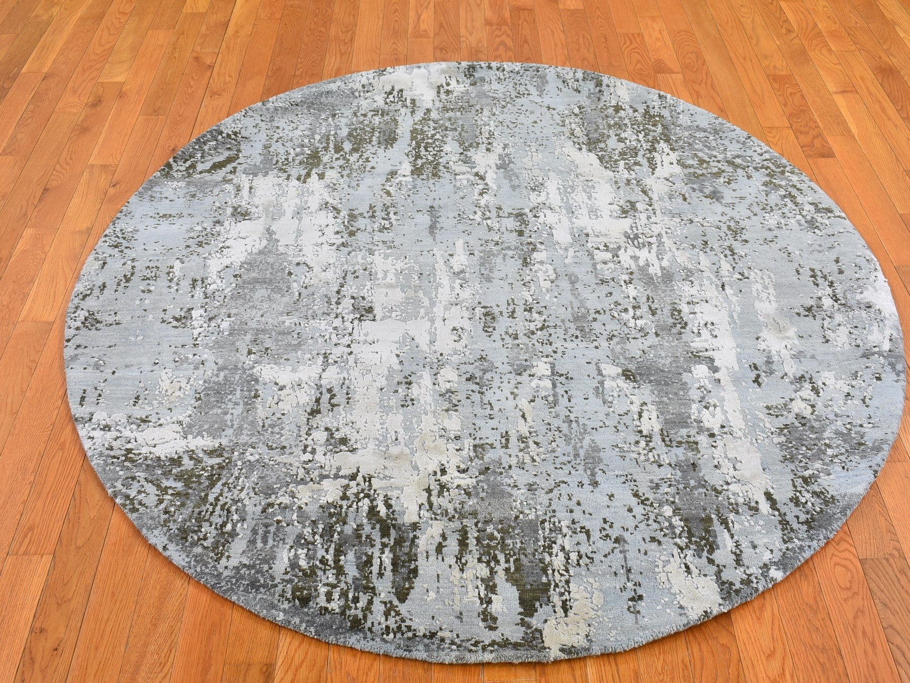 Modern / Contemporary hand-knotted wool/silk rug in Blue, 6'1" x 6'1" — SKU O066728 (view 2)