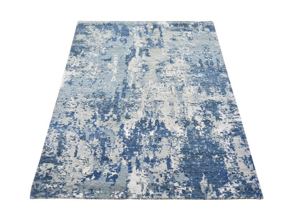 Modern / Contemporary hand-knotted wool/pure silk rug in Blue, 3'1" x 5'3" — SKU O066763