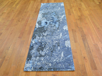 Grey 2'6" x 10'2" Modern / Contemporary Hand knotted Wool/Silk Rug - Sku: O066776