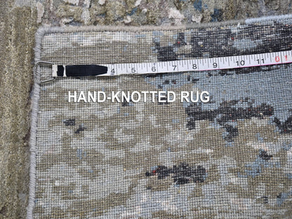 Grey 3'0" x 5'3" Modern and Contemporary Hand knotted Wool/Silk Rug - Sku: O066796