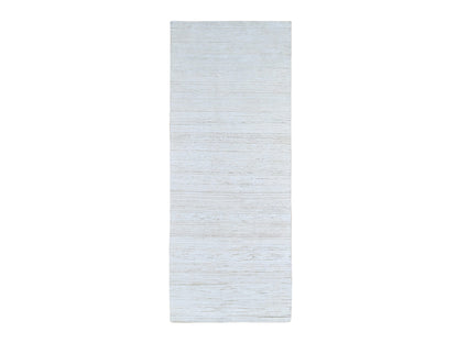 Ivory 4'1" x 10'2" Modern and Contemporary Hand knotted Wool/Silk Rug - Sku: O066797