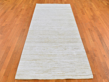 Ivory 4'1" x 10'2" Modern and Contemporary Hand knotted Wool/Silk Rug - Sku: O066797