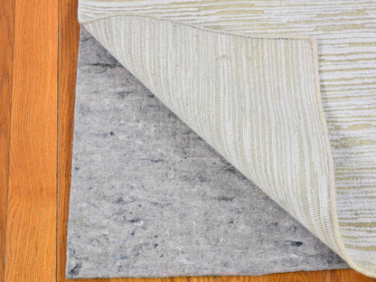 Ivory 4'3" x 6'1" Modern and Contemporary Hand knotted Wool/Silk Rug - Sku: O066808