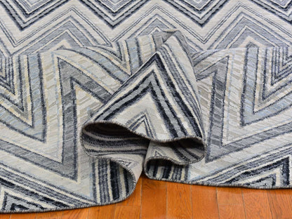 Ivory 11'9" x 11'9" Modern and Contemporary Hand knotted Wool/Silk Rug - Sku: O066853