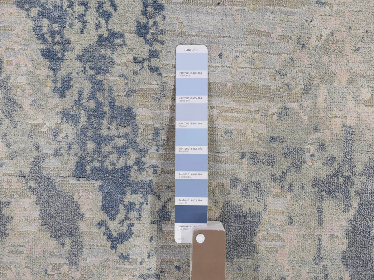 Modern / Contemporary hand-knotted wool/silk rug in Blue, 8' x 9'6" — SKU O066884 (view 6)