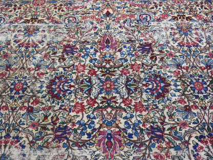 Kerman Antique hand-knotted wool rug in Beige & Red, 8'9" x 11'3" — SKU O066949 (view 3)