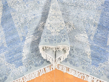 Transitional hand-knotted wool/pure silk rug in Blue, 9' x 12'2" — SKU O066954 (view 5)