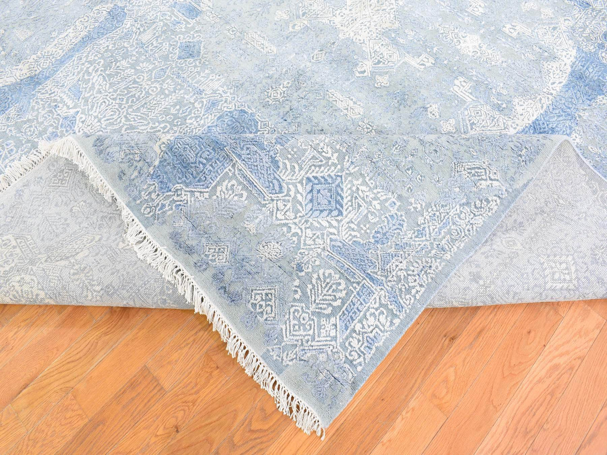 Transitional hand-knotted wool/pure silk rug in Blue, 9' x 12'2" — SKU O066954 (view 6)
