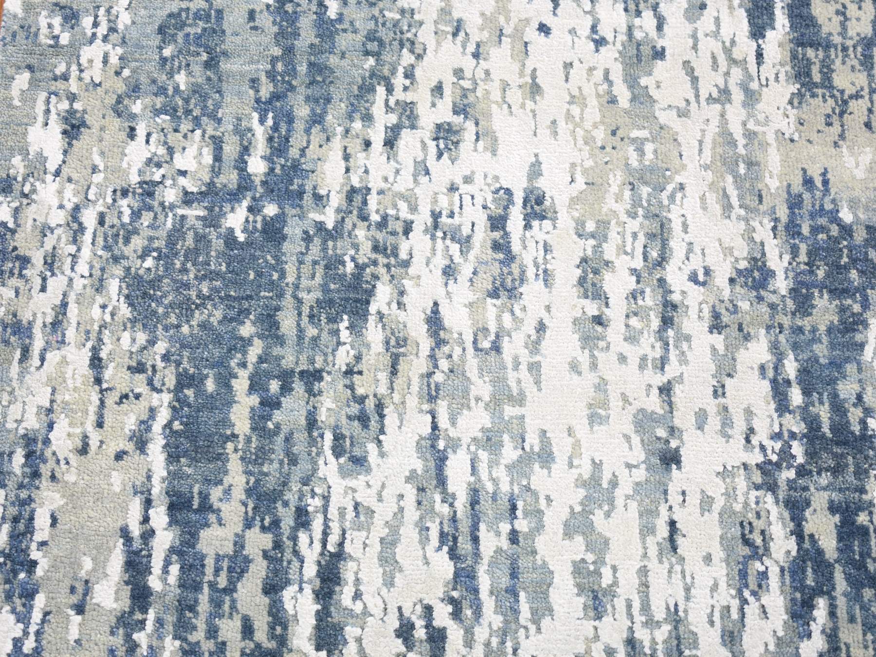 Modern / Contemporary hand-knotted wool/silk runner in Blue, 2'7" x 12'1" — SKU O066982 (view 4)