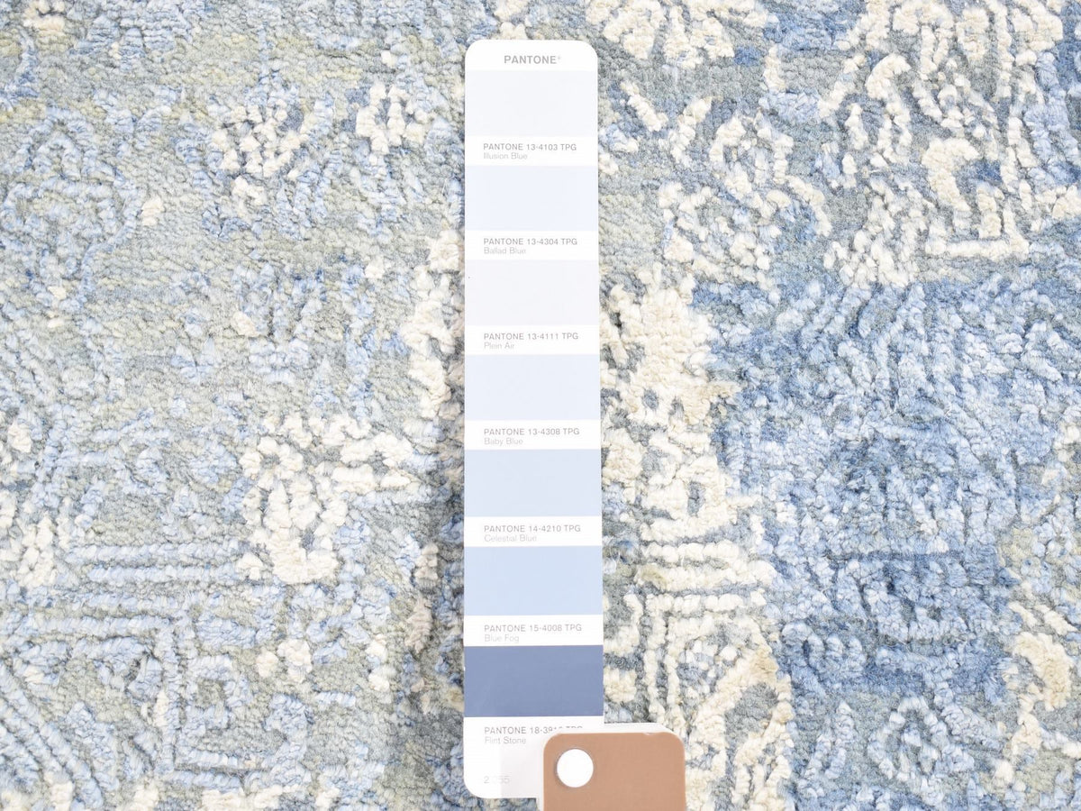 Modern / Contemporary hand-knotted wool/silk rug in Blue, 6' x 9'3" — SKU O066986 (view 3)