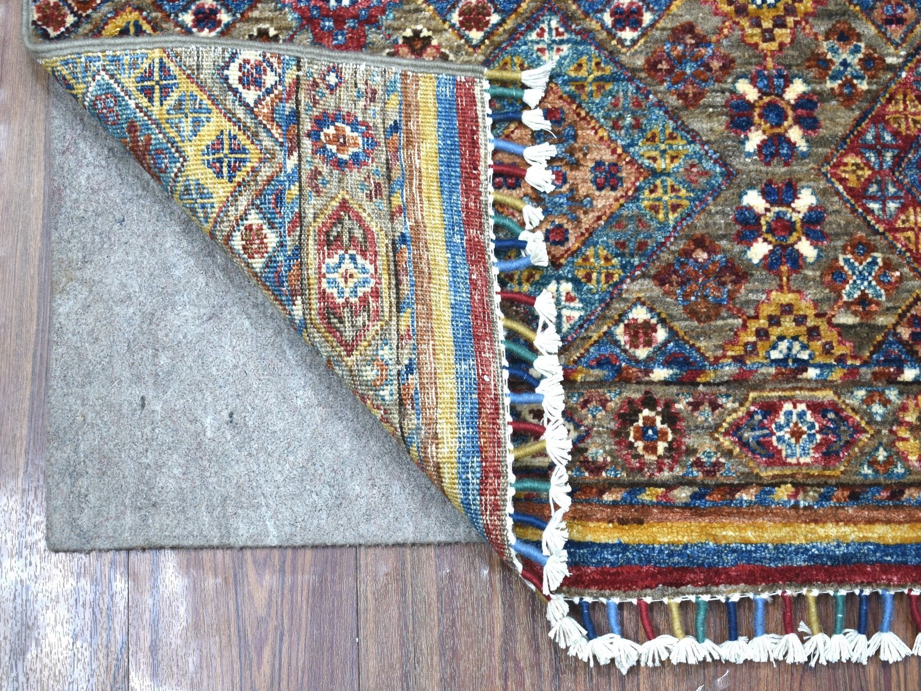 Kazak Kazak hand-knotted wool rug in Brown, 3'5" x 4'10" — SKU O067540 (view 2)