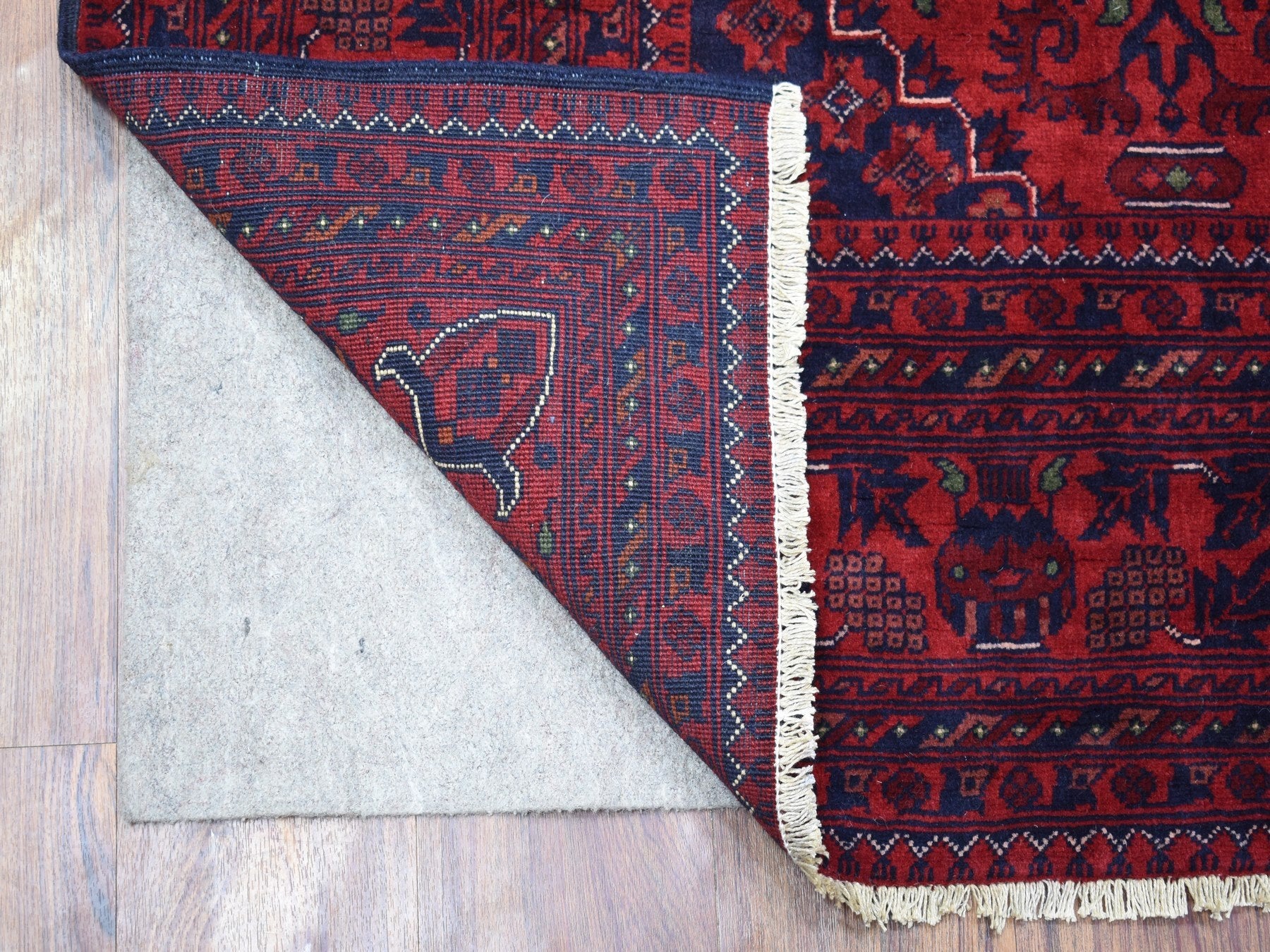 Tribal & Geometric hand-knotted wool rug in Red & Goji Berry, 5'8" x 7'7" — SKU O067952 (view 2)