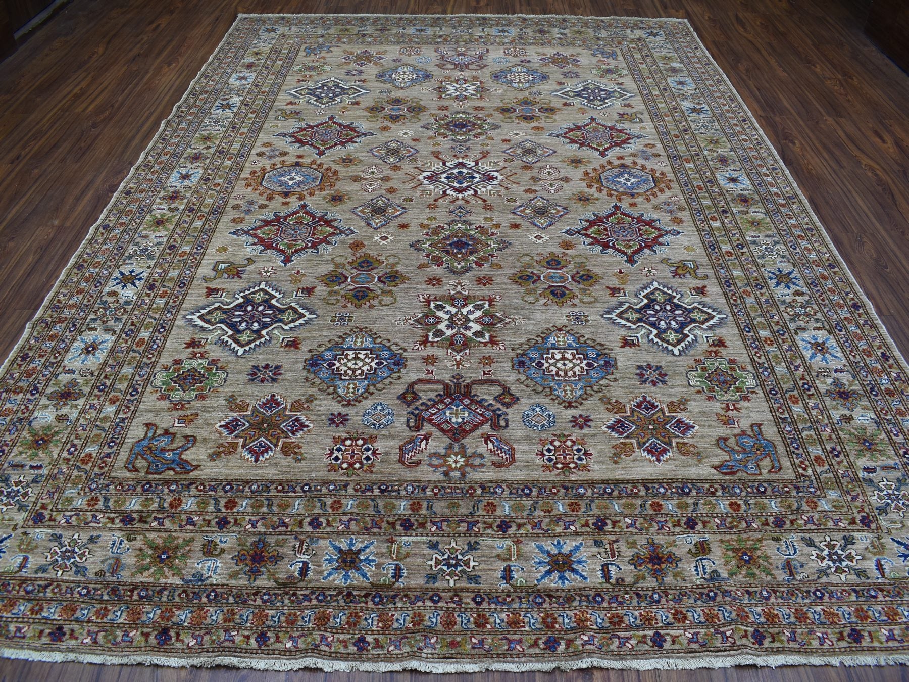 Kazak Kazak hand-knotted wool rug in Beige, 9' x 11'9" — SKU O068154 (view 2)