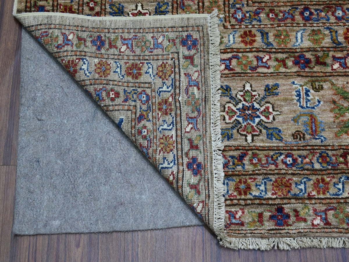 Kazak Kazak hand-knotted wool rug in Beige, 9' x 11'9" — SKU O068154 (view 4)