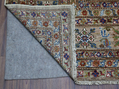Kazak Kazak hand-knotted wool rug in Beige, 9' x 11'9" — SKU O068154 (view 4)