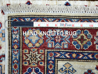 Ivory 2'6" x 6'9" Kazak Hand knotted Wool Rug - Sku: O068655