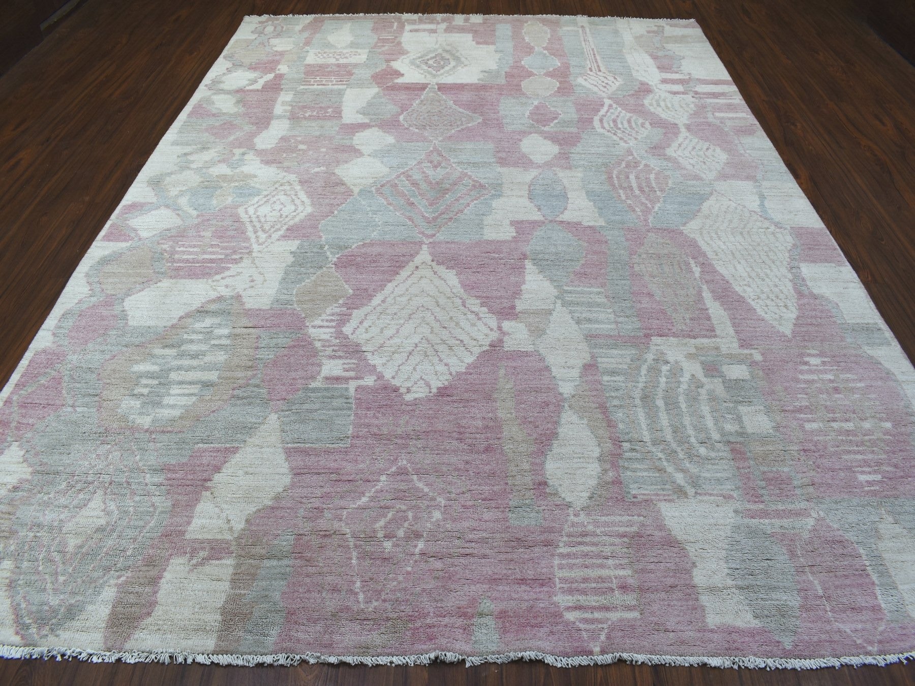 Tribal & Geometric hand-knotted wool rug in Pink, 8'10" x 11'9" — SKU O068749 (view 2)