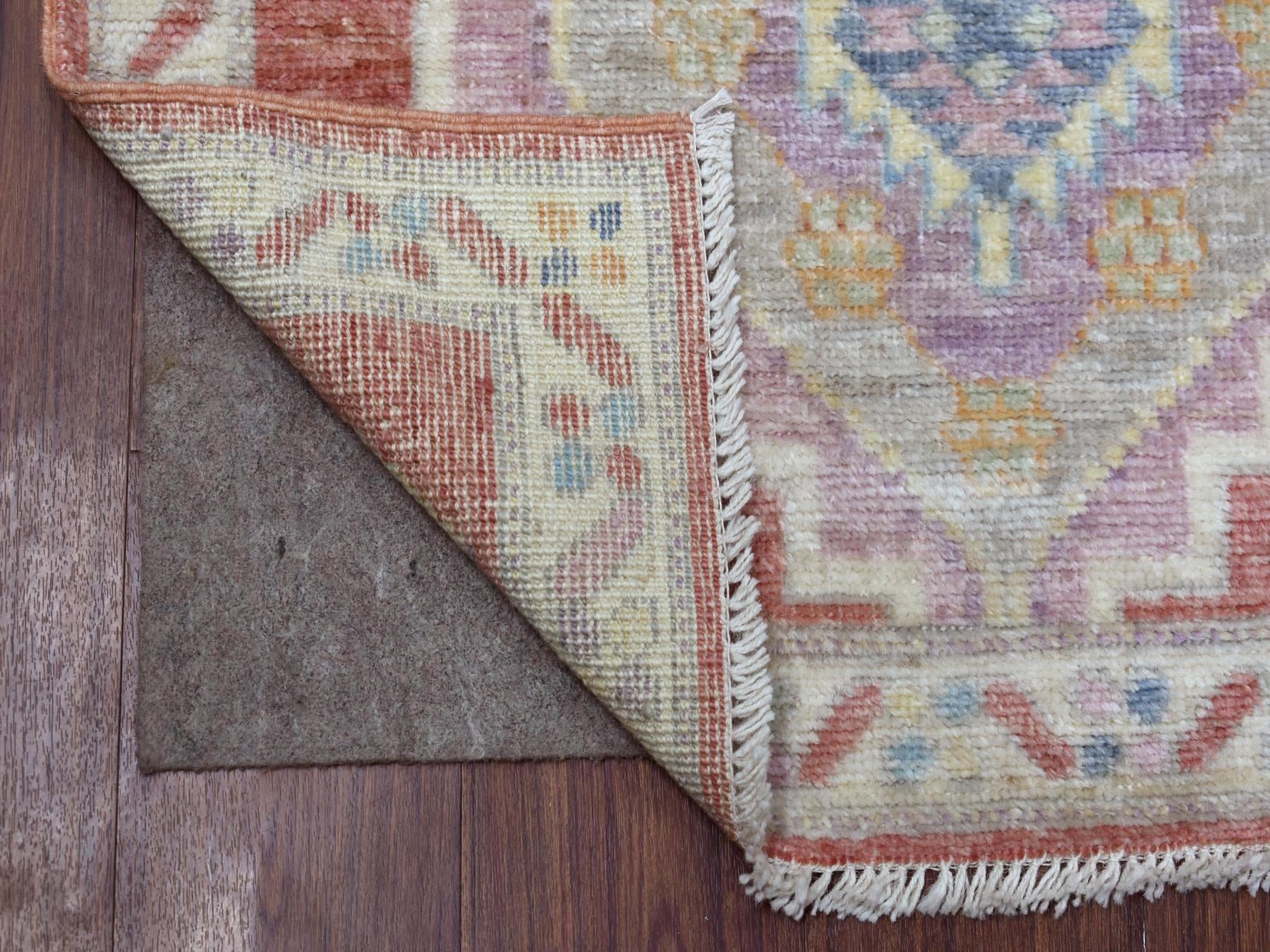 Red 2'10" x 9'6" Oushak / Peshawar Hand knotted Wool Rug - Sku: O068985