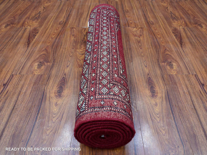 Red 2'6" x 9'1" Tribal Hand knotted Wool Rug - Sku: O069202