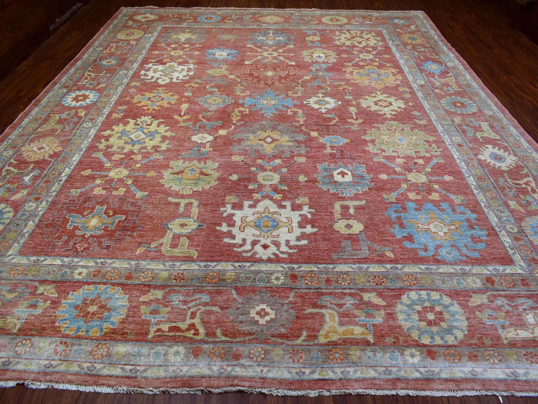 Oushak Oushak hand-knotted wool rug in Pink, 11'10" x 14'3" — SKU O069899 (view 2)