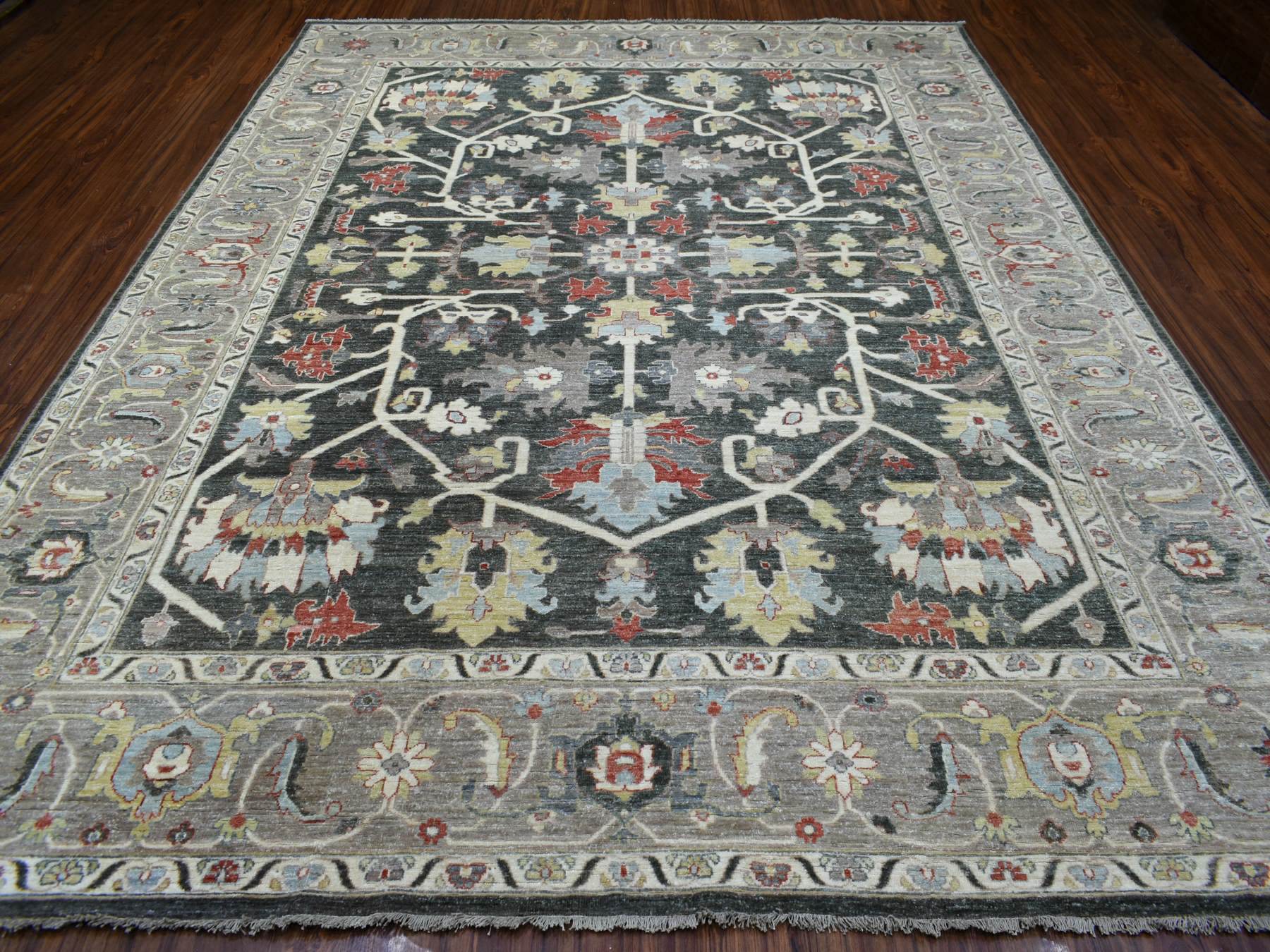 Heriz Oushak hand-knotted wool rug in Black & Gray, 9'3" x 11'9" — SKU O069938 (view 2)